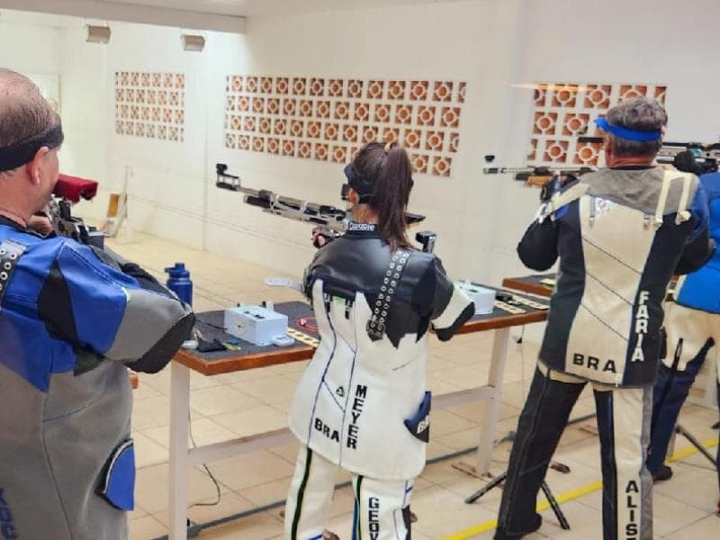 Tiro Esportivo garante medalhas e troféu no Estadual de Carabina Livre