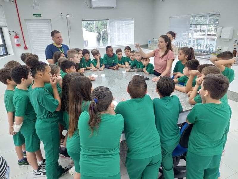 Estudantes do Proeva iniciam cronograma de visitas ao Samae