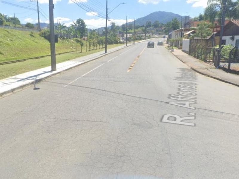 Samae continua obra de reforço da rede de água na Rua Affonso Nicoluzzi
