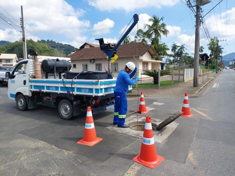 Seguem as manutenções preventivas em elevatórias de esgoto