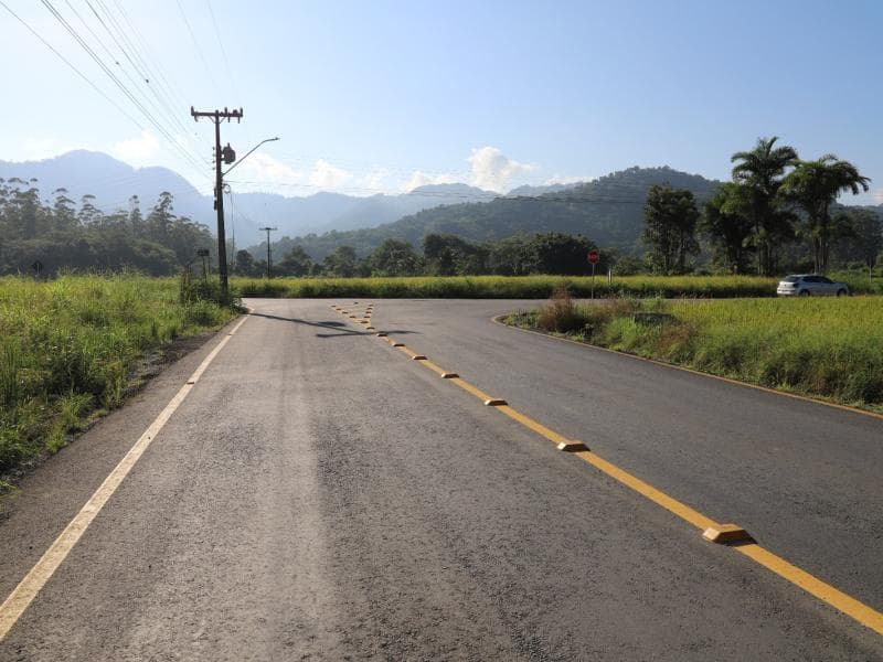 Asfalto chega a mais ruas do interior de Jaraguá do Sul