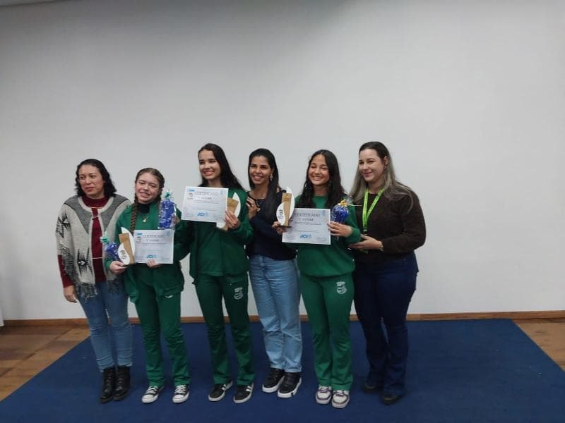 Concurso de Oratória escolhe seus finalistas na etapa municipal