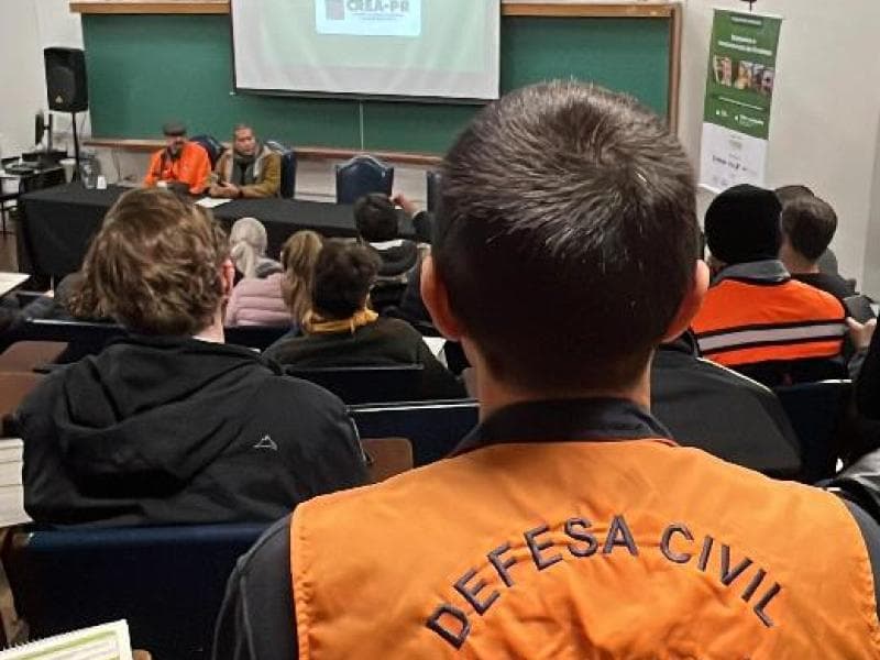 Defesa Civil participa de capacitação técnica em Curitiba