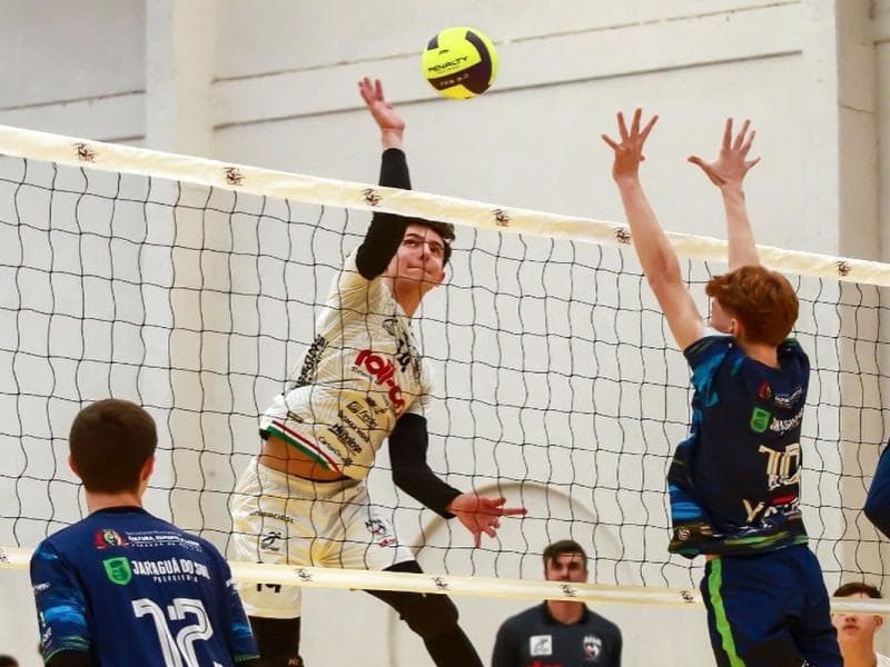 Jaraguá avança no Estadual de Voleibol Sub-15 Masculino