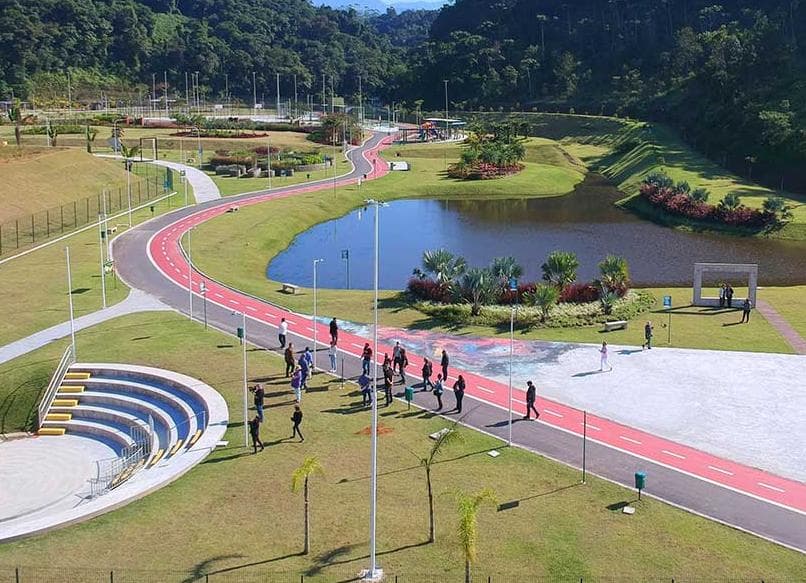 Espaços públicos de lazer e atividade física passam por avaliação técnica