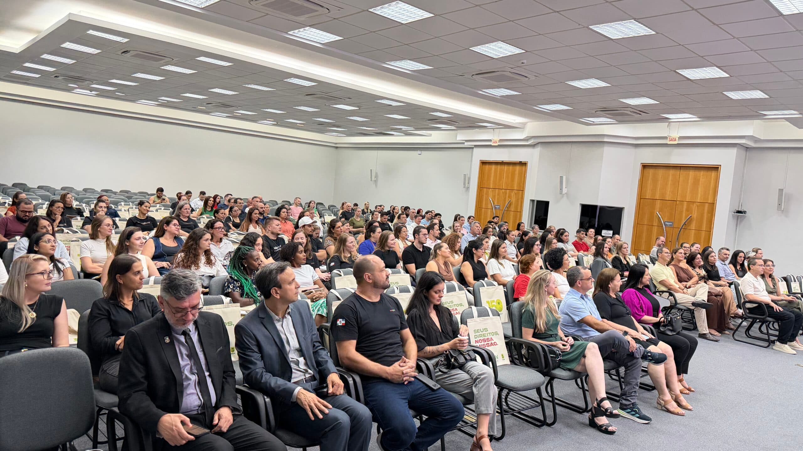 Excelência no atendimento ao público é tema de palestra