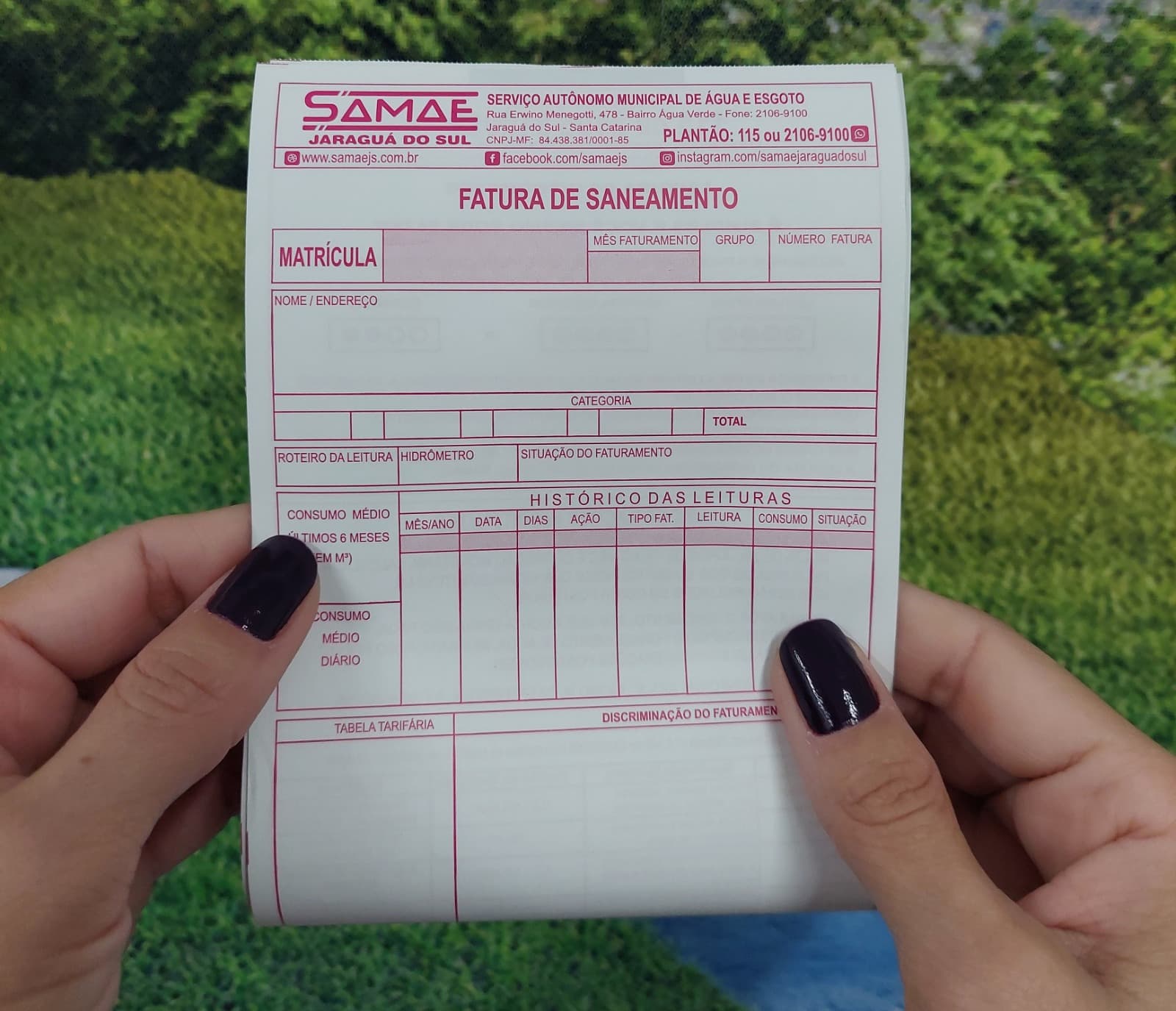 Samae começa a entrega da “fatura de saneamento rosa” nesta quarta