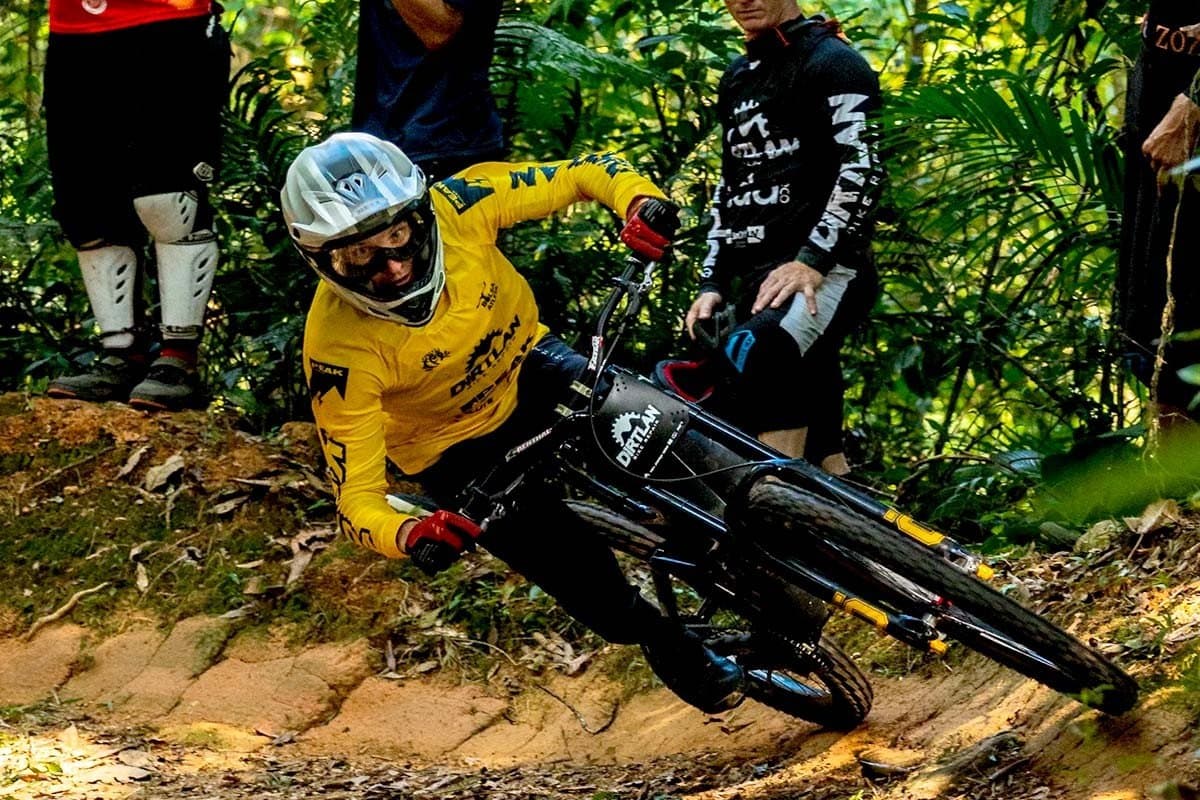 Ciclistas jaraguaenses vencem nos Catarinenses de Mountain Bike e Downhill