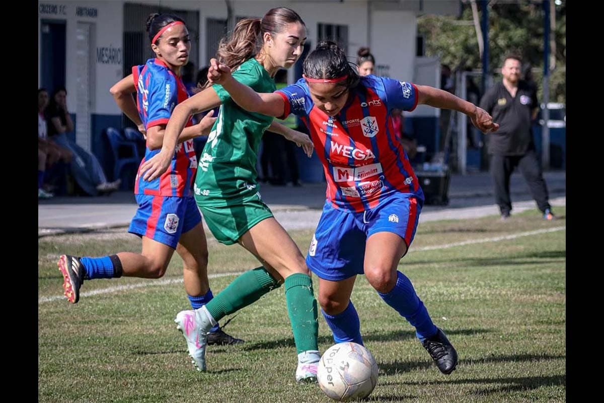 Time jaraguaense arranca empate no Estadual de Futebol Feminino