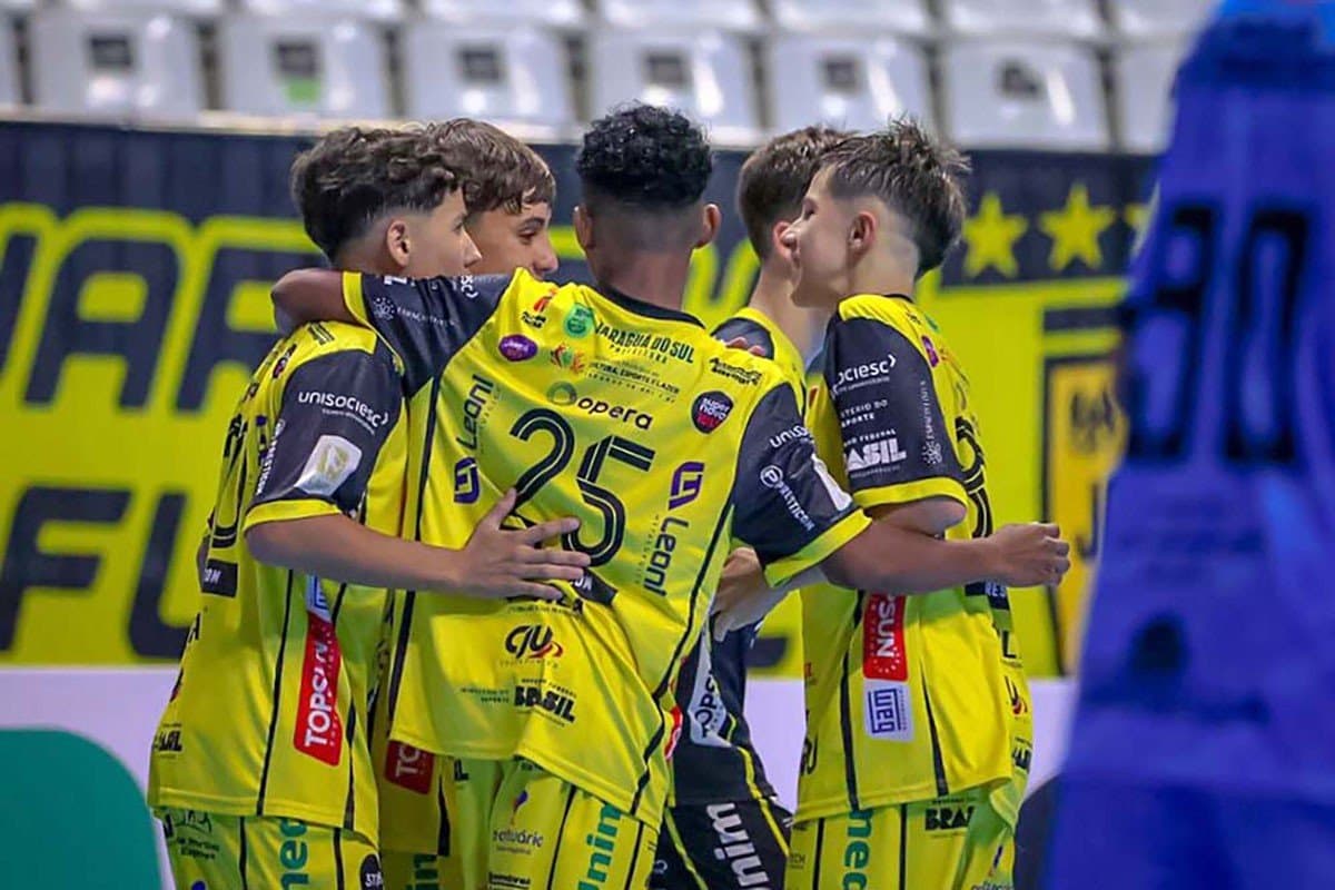 Jaraguá Futsal joga em casa as semifinais do Estadual Sub-15