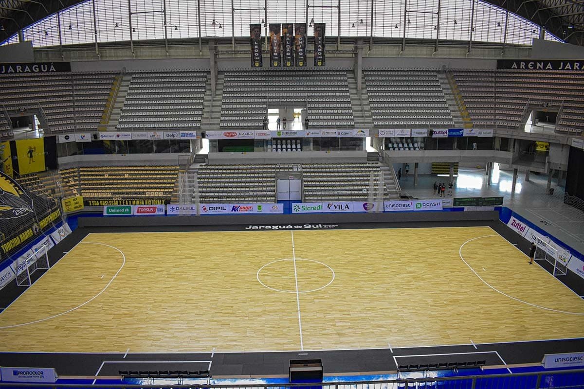 Novo piso da Arena está pronto e será inaugurado neste sábado