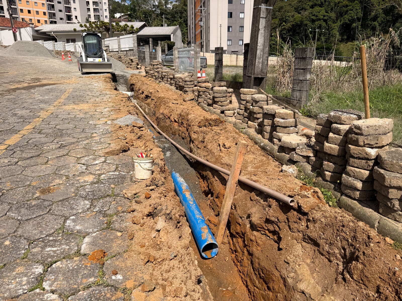 Samae executa obra nas ruas Martim Kochella e João Sanson