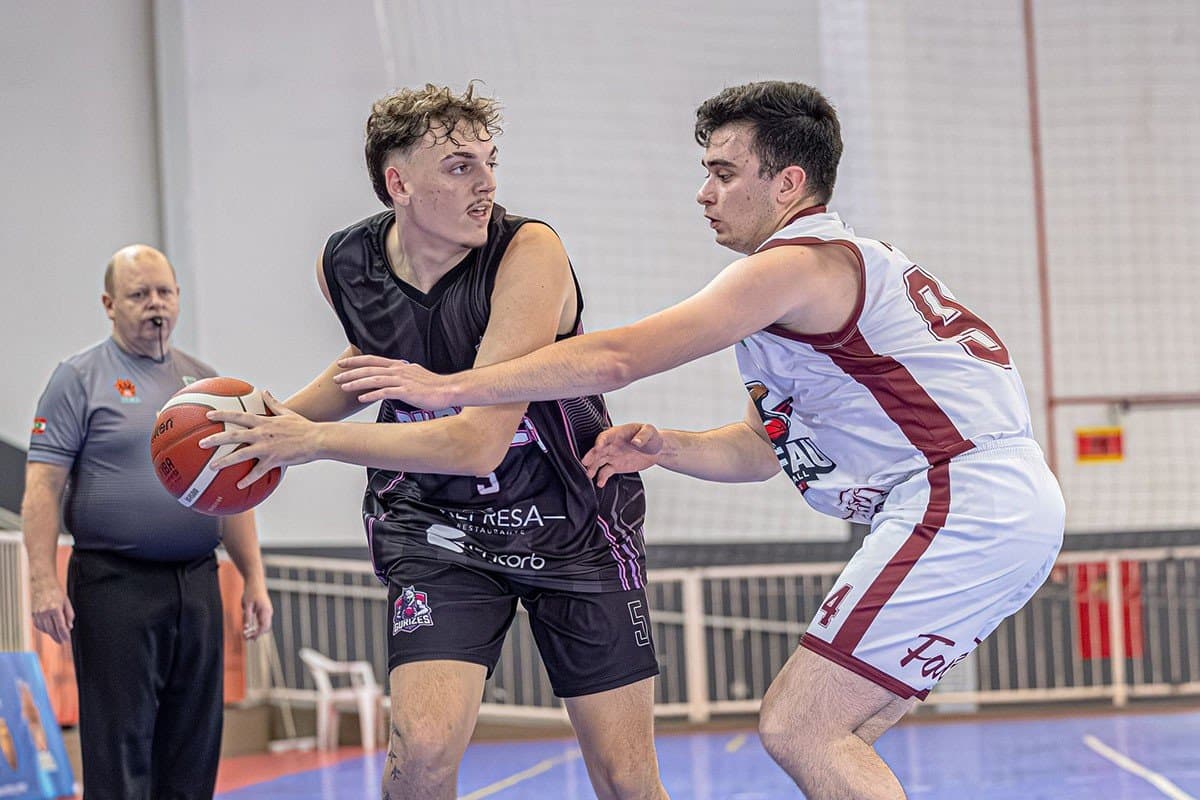 Duelos semifinais movimentam o Citadino de Basquete