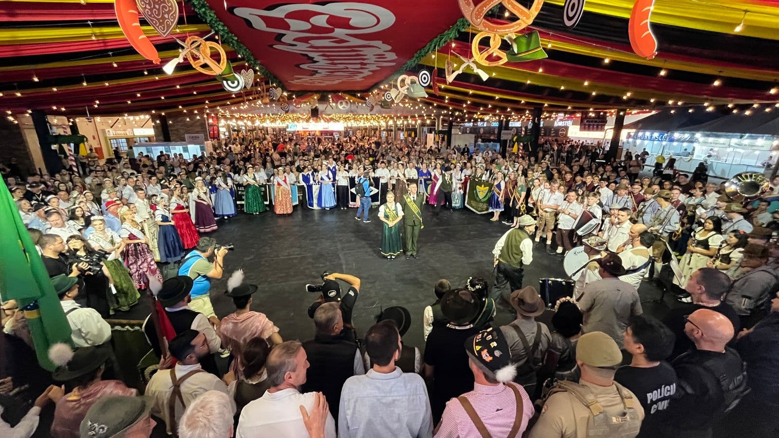 Solenidade marca abertura da 35ª Schützenfest