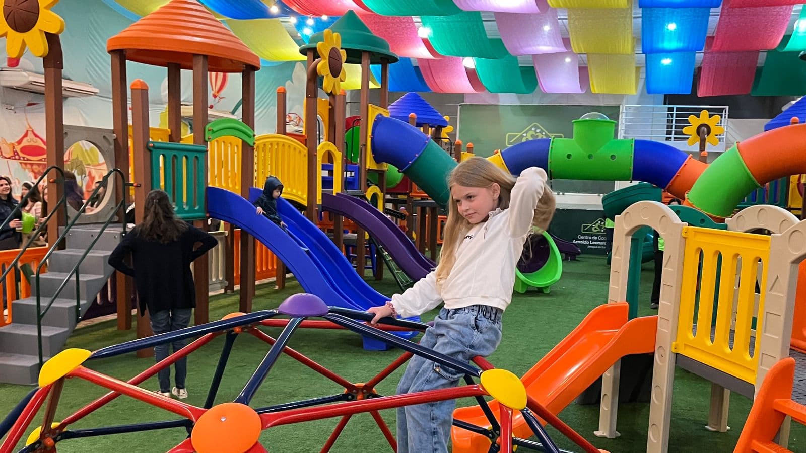 Ainda mais colorido Kinderplatz faz a alegria dos pequenos na 35ª Schützenfest