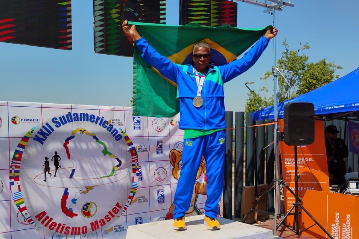 Ivanildo conquista duas medalhas no Sul-Americano de Atletismo Master