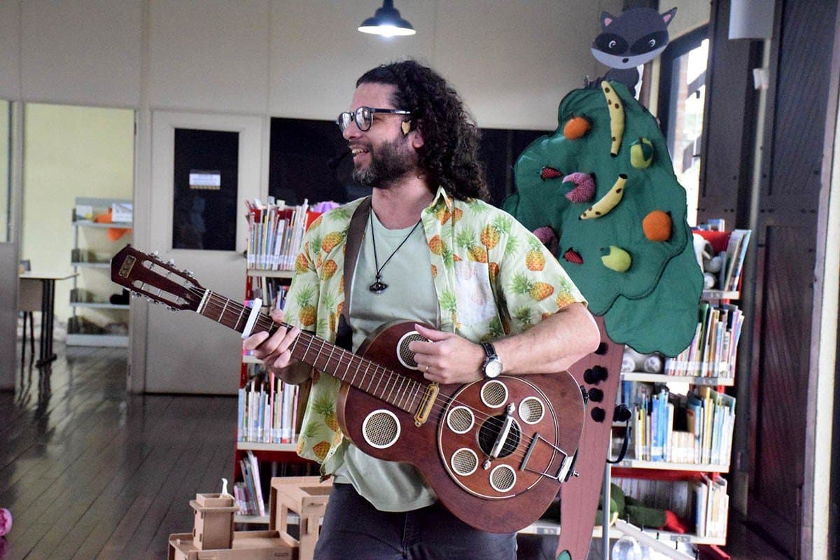 Biblioteca Municipal encerra ciclo de contações de histórias com apresentação especial