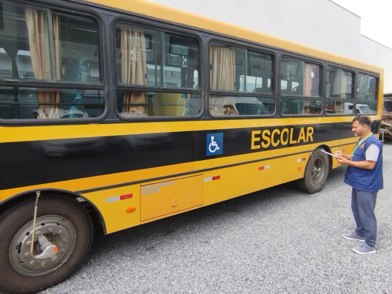 Vistoria do transporte escolar e fretamento inicia nesta segunda-feira
