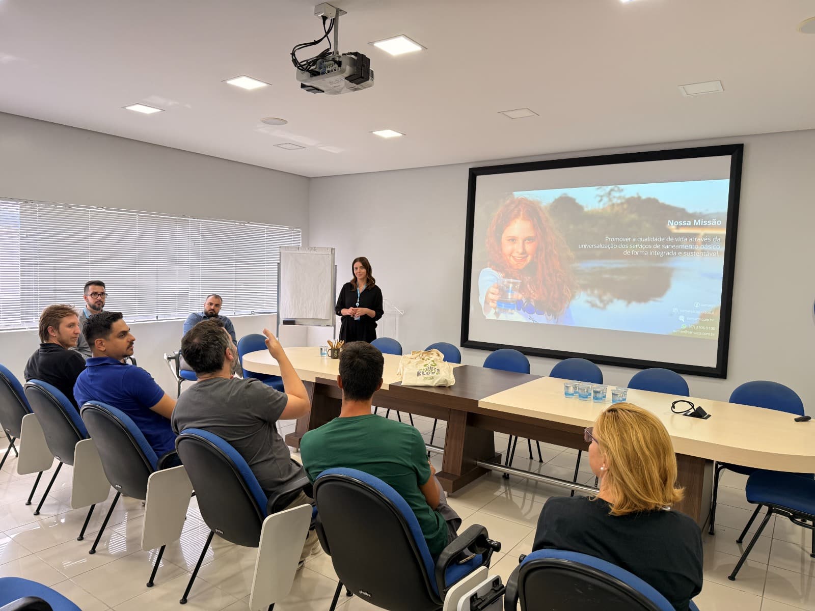 Servidores do Samae de Imbituba visitam autarquia jaraguaense
