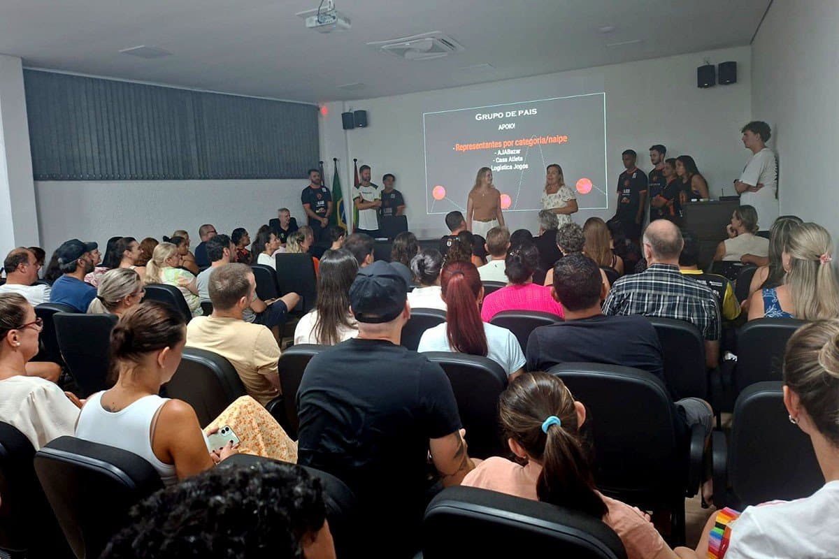 Ajab promoveu encontro para alinhar ações e fortalecer o basquete local