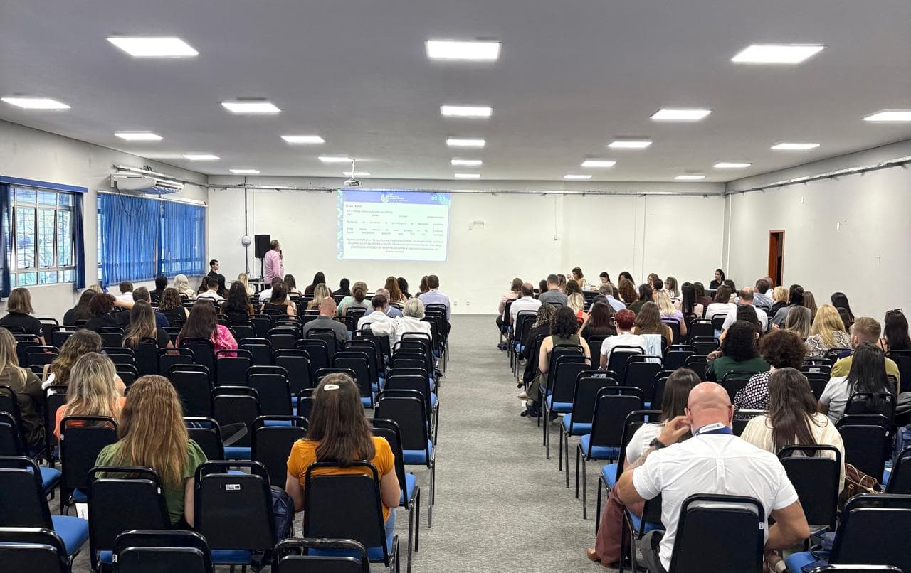 Jaraguá do Sul leva experiência em saúde bucal para Congresso