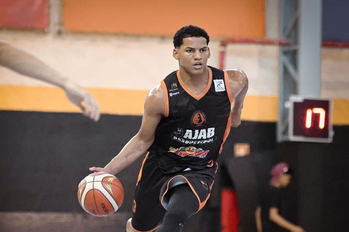 Ajab estreia nos estaduais de basquete com duas vitórias sobre rival